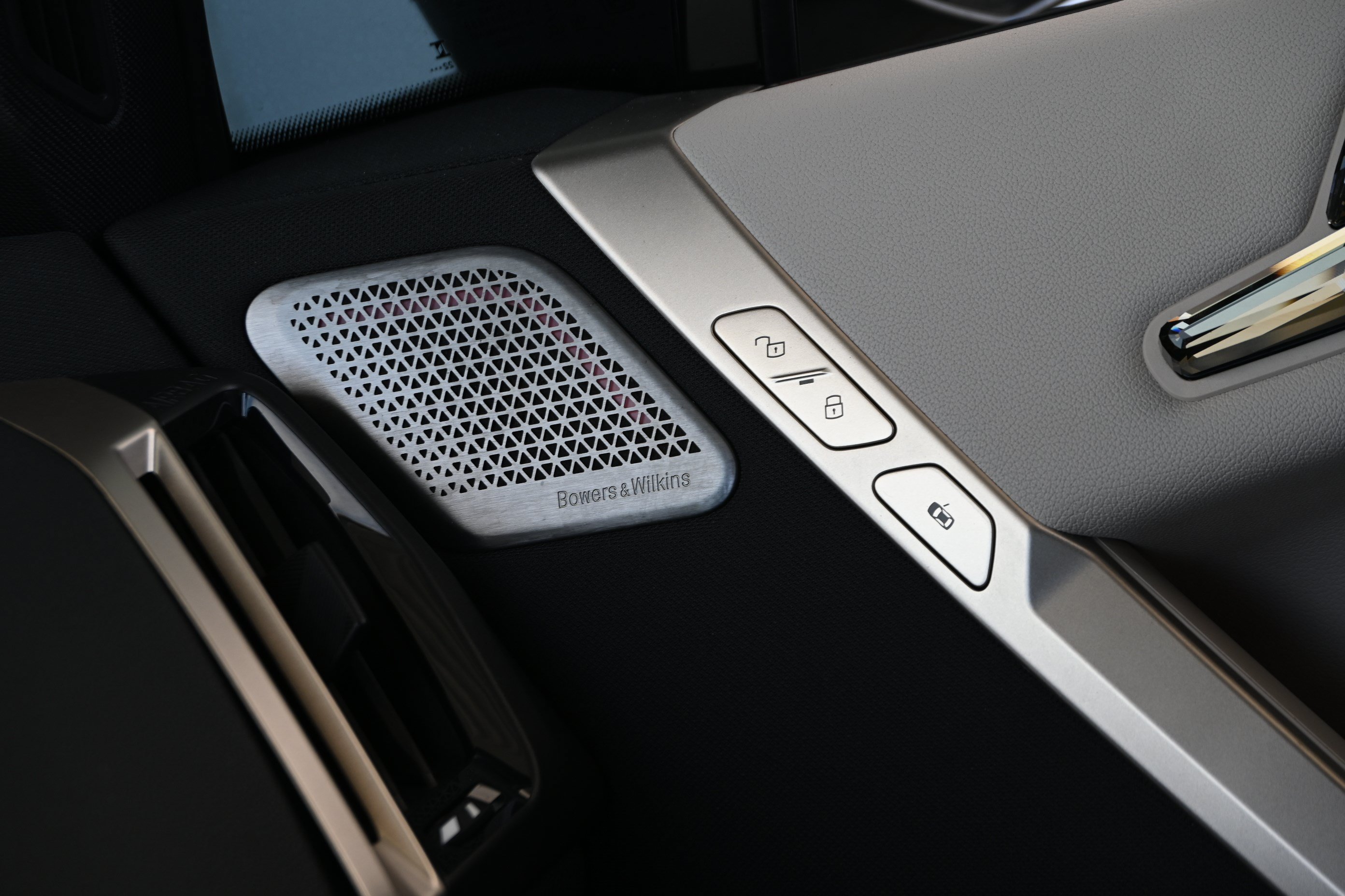 Certified 2024 BMW iX M60 AWD/4WD image 33