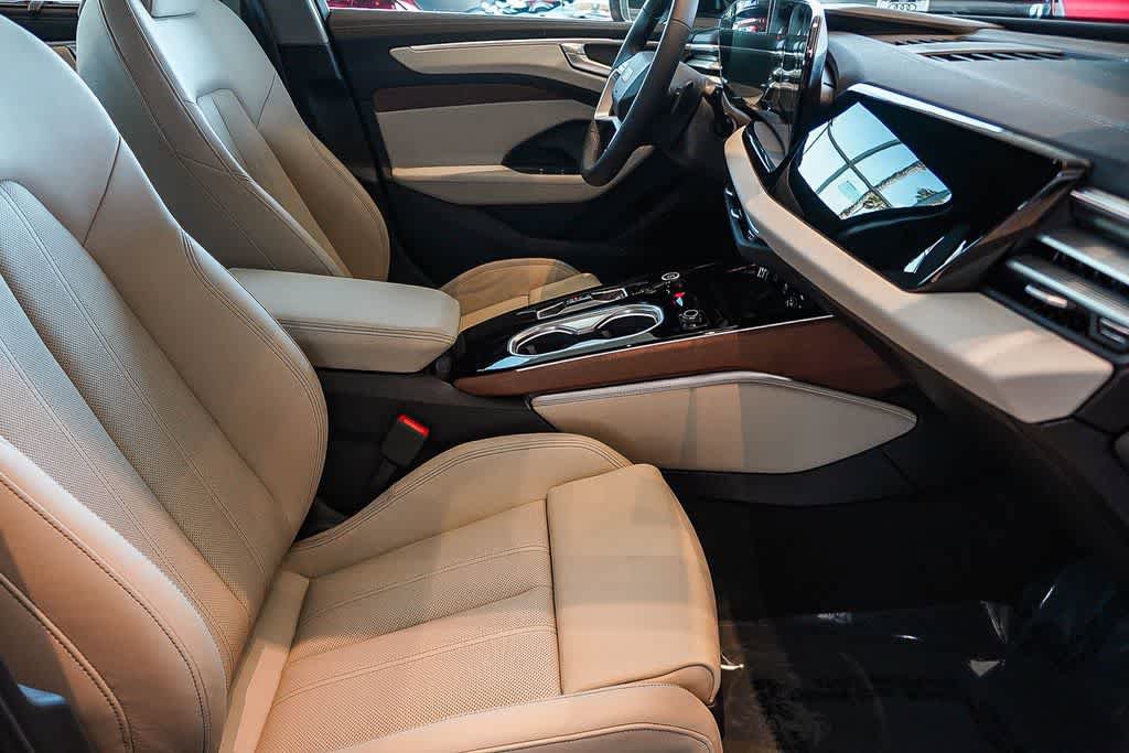 New 2026 Audi A6 Premium Plus AWD/4WD image 18