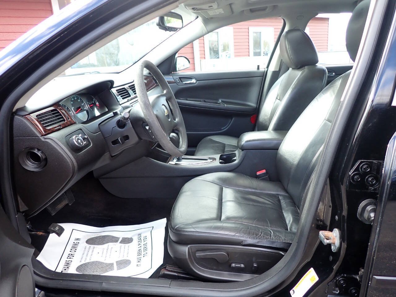 Used 2015 Chevrolet Impala LTZ FWD image 8