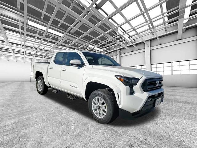 New 2025 Toyota Tacoma SR5
