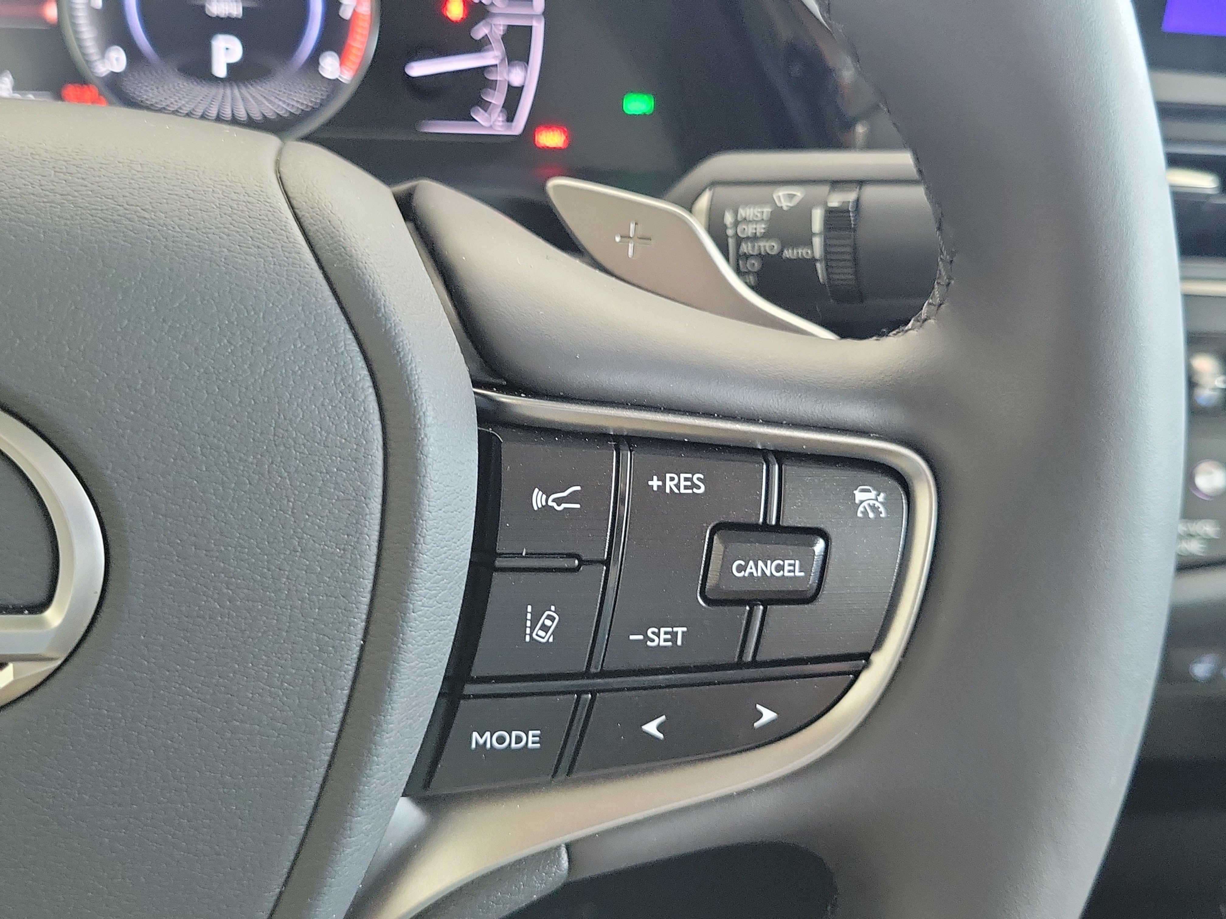 Used 2024 Lexus ES 350 w/ Premium Package FWD image 28
