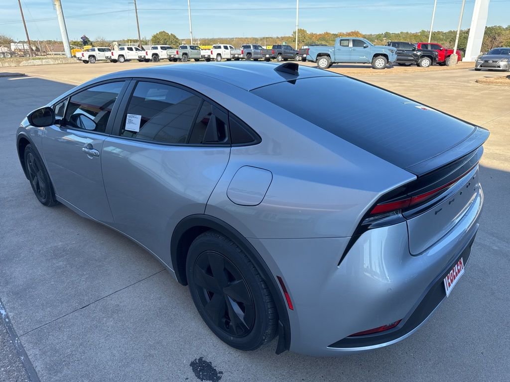 New 2026 Toyota Prius LE image 5