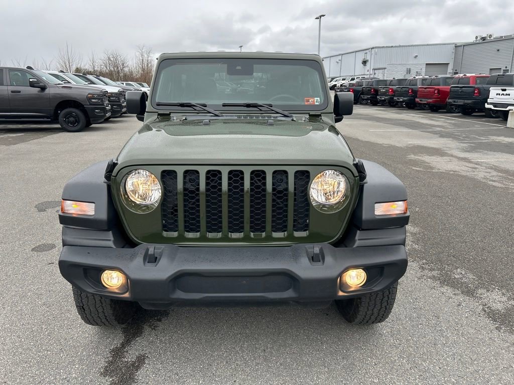 Used 2024 Jeep Wrangler Sport S image 3