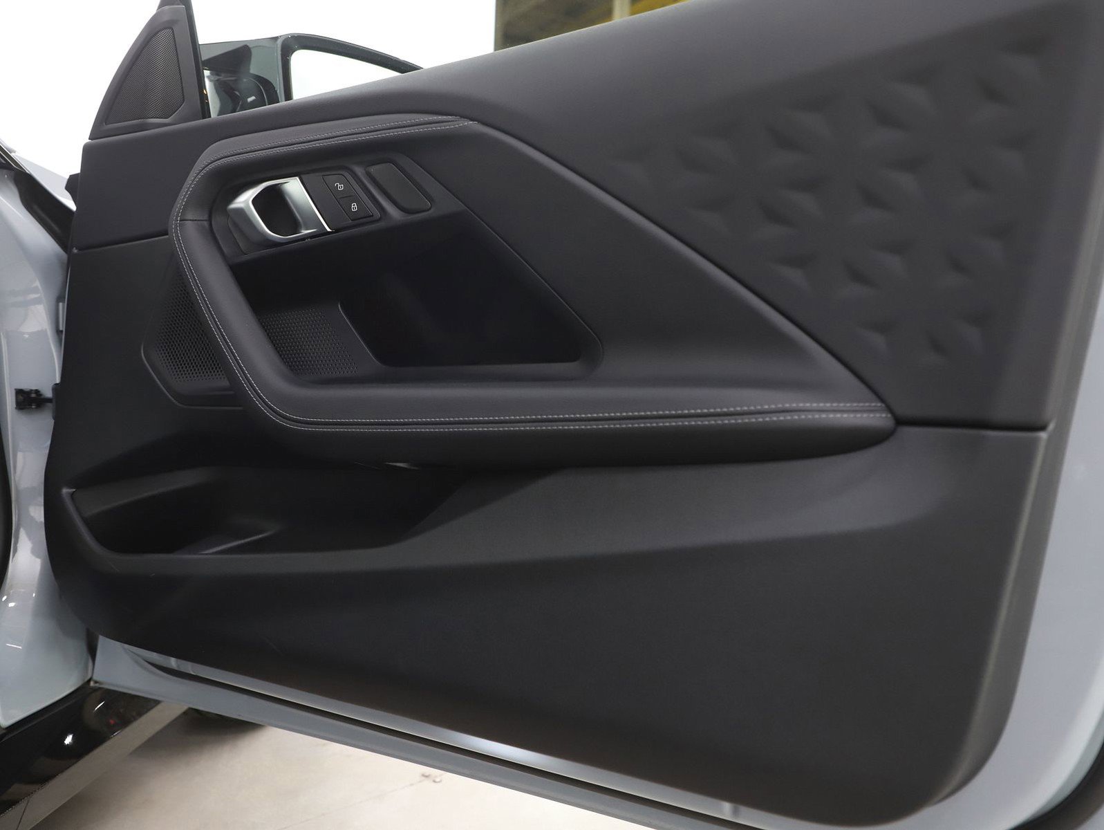 Used 2024 BMW M240i xDrive Coupe w/ Premium Package image 9