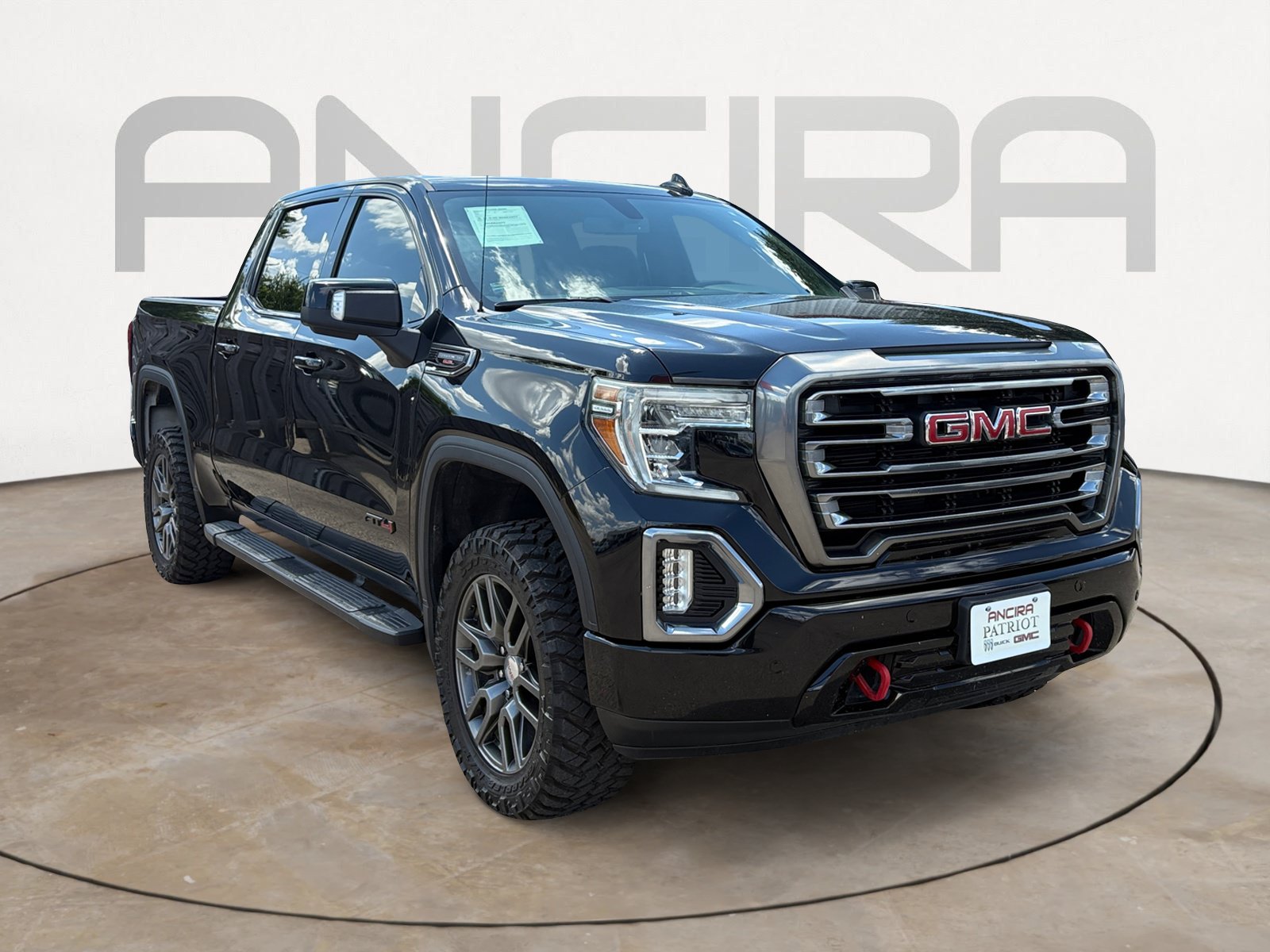 Used 2020 GMC Sierra 1500 AT4 w/ AT4 Premium Package AWD/4WD image 4