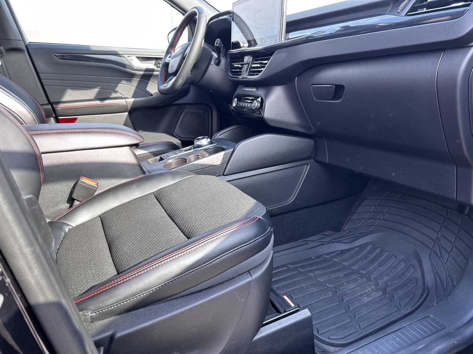 Used 2023 Ford Escape ST-Line w/ Tech Pack #1 image 19