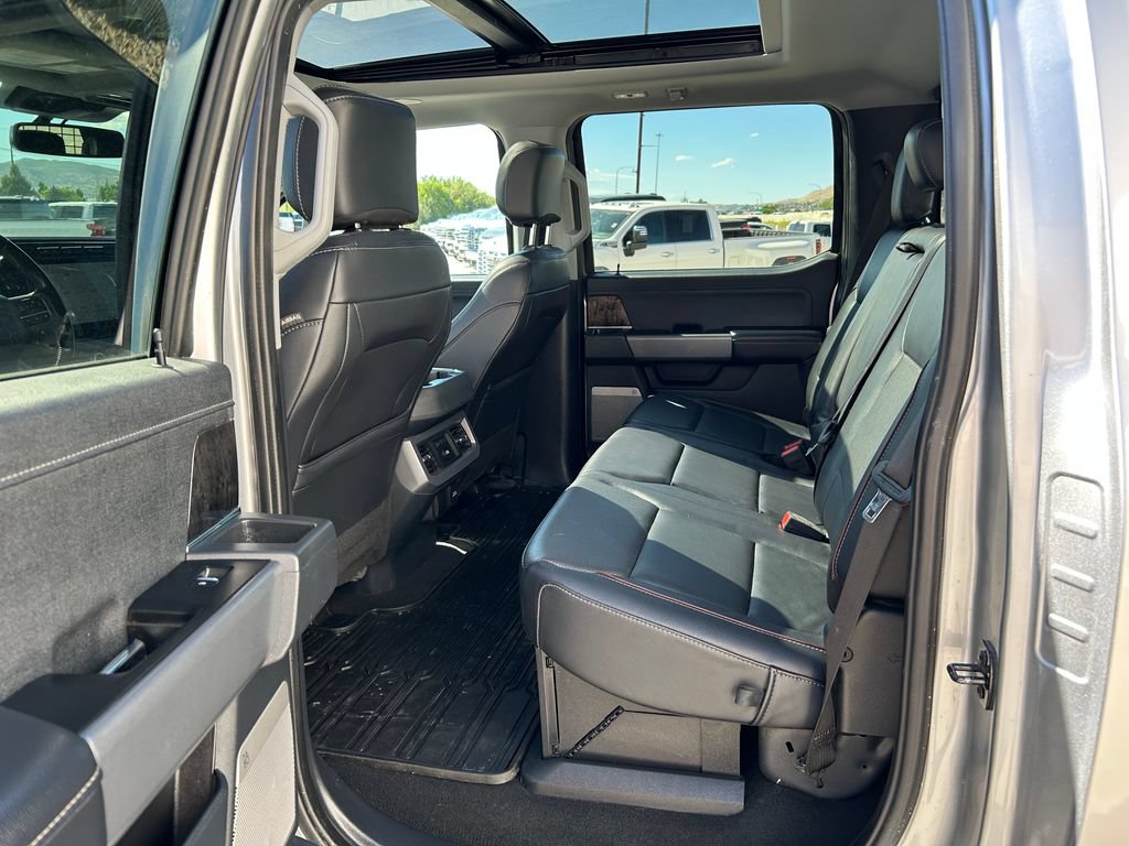 Used 2024 Ford F350 Lariat w/ Lariat Ultimate Package AWD/4WD image 10