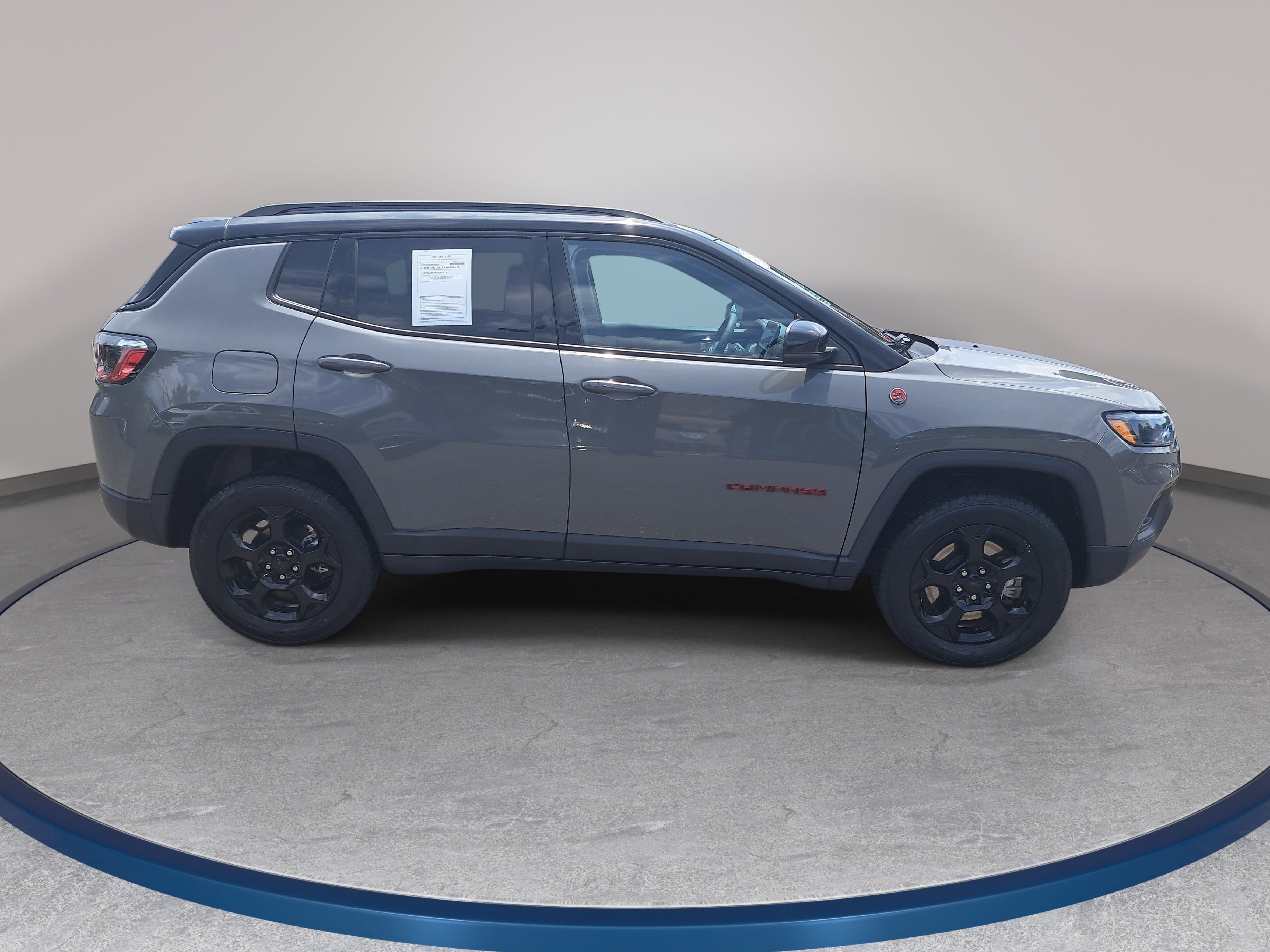 Used 2023 Jeep Compass Trailhawk AWD/4WD image 4