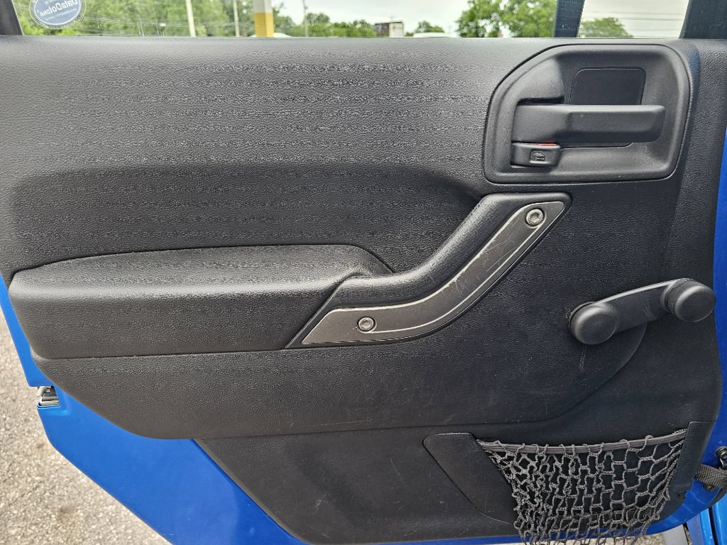 Used 2015 Jeep Wrangler Sport AWD/4WD image 19