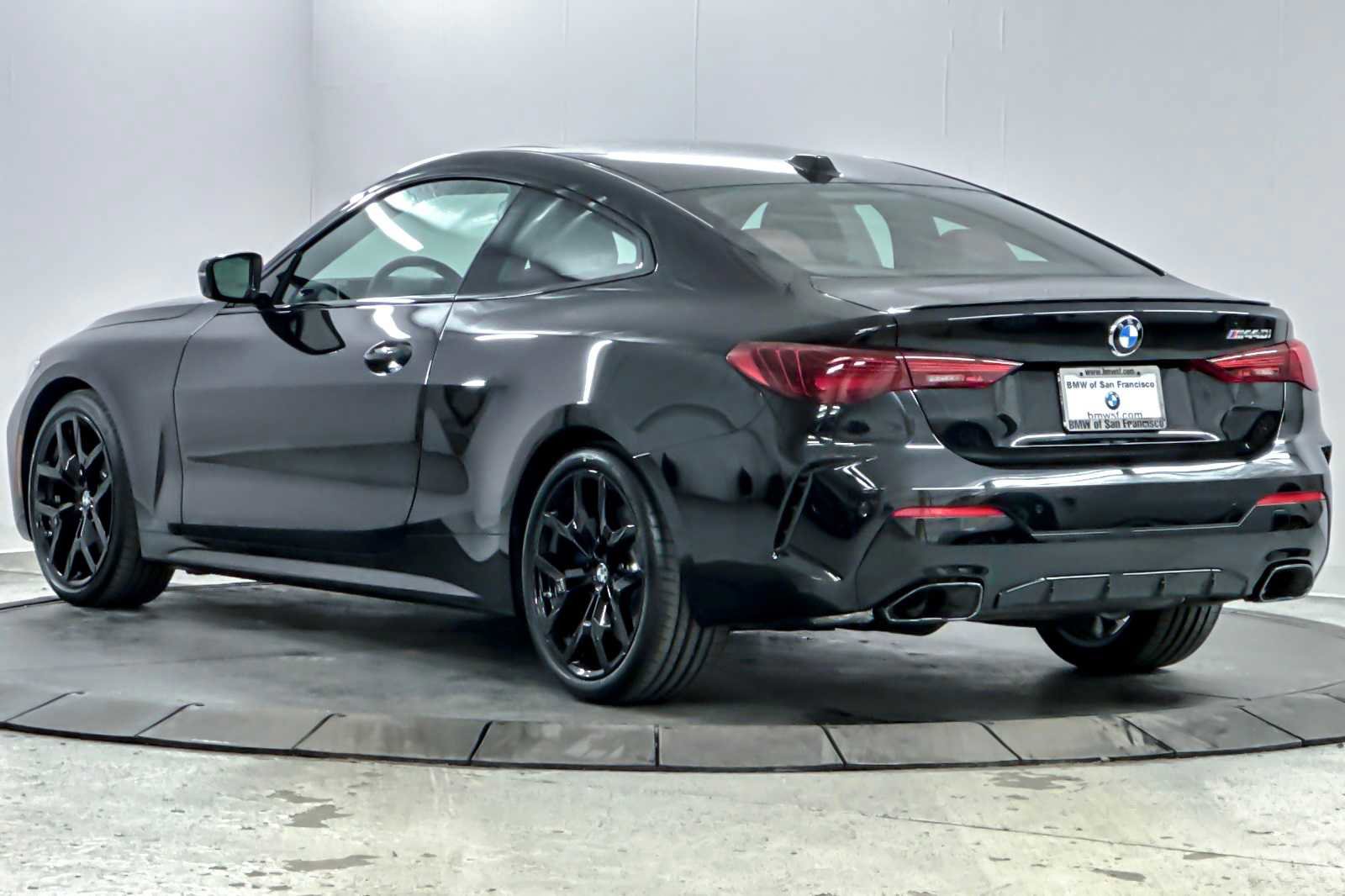 Used 2025 BMW M440i Coupe w/ Premium Package image 6