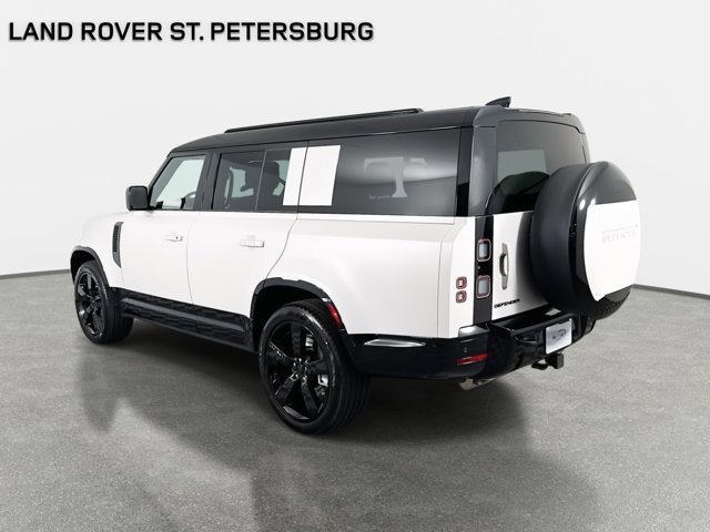 New 2026 Land Rover Defender 130 X-Dynamic SE image 7