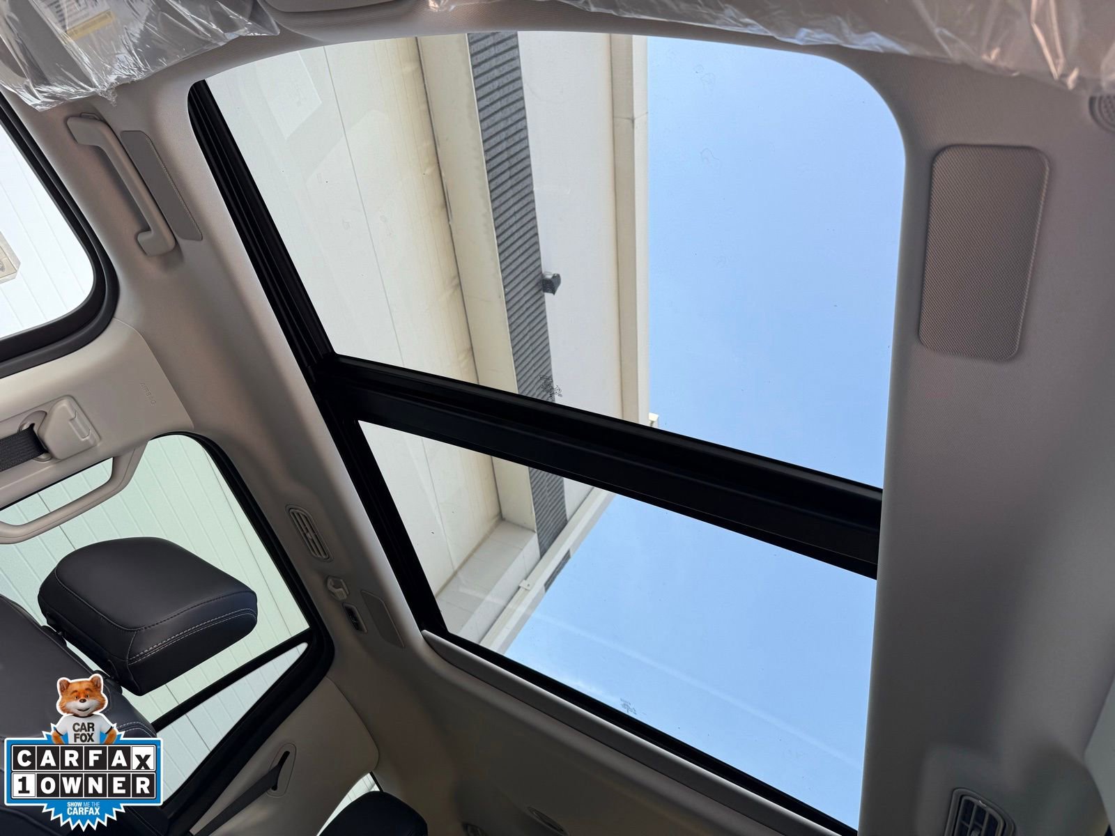 Used 2025 Ford Expedition Max Platinum image 2