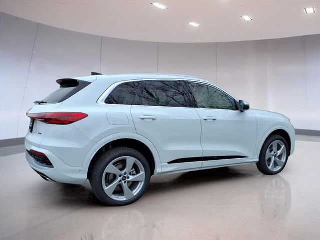 New 2025 Audi Q5 Premium Plus image 4
