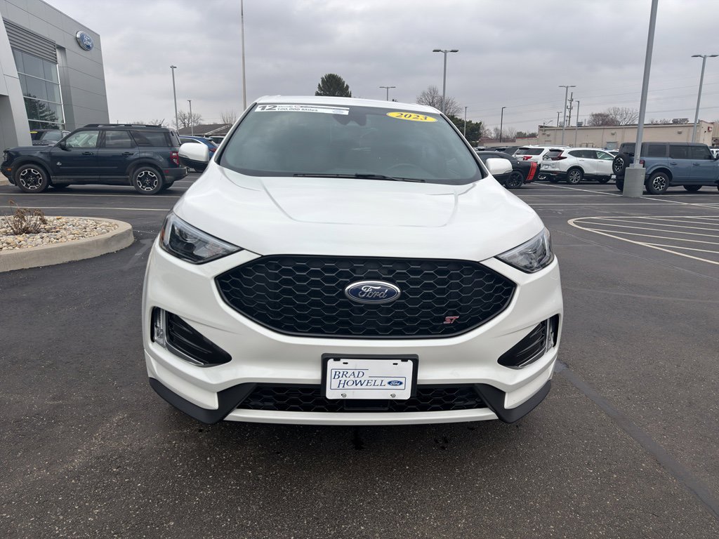 Used 2023 Ford Edge ST AWD/4WD image 3