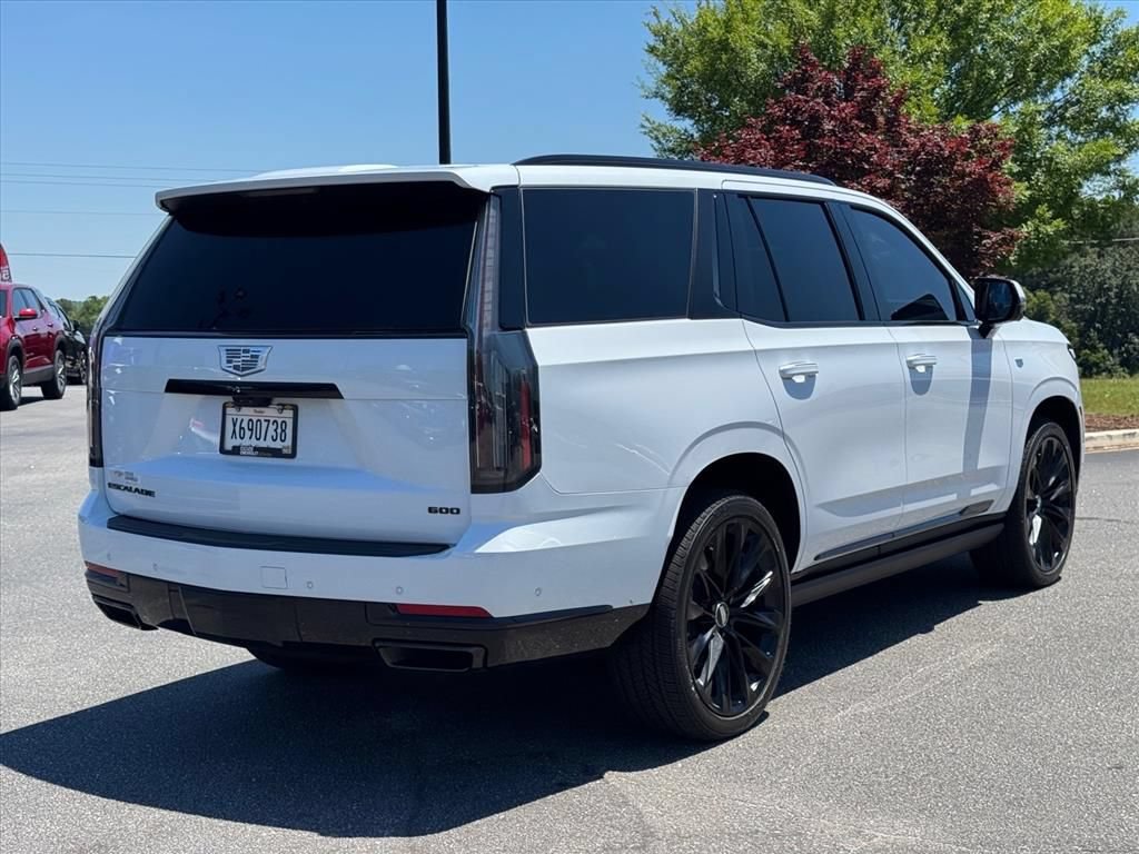 Used 2026 Cadillac Escalade Platinum Sport w/ LPO, ONYX Package AWD/4WD image 3