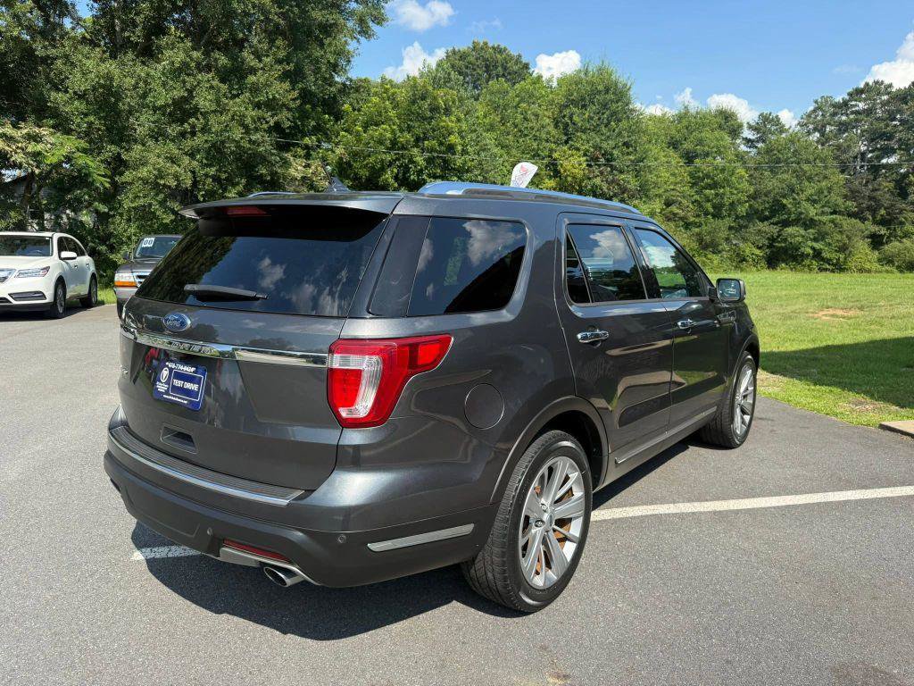 Used 2018 Ford Explorer Limited FWD image 6