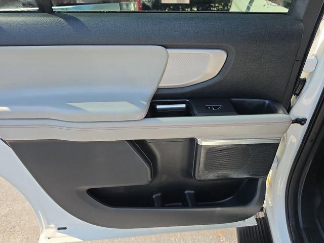 Used 2025 Ford Expedition Max Active image 7