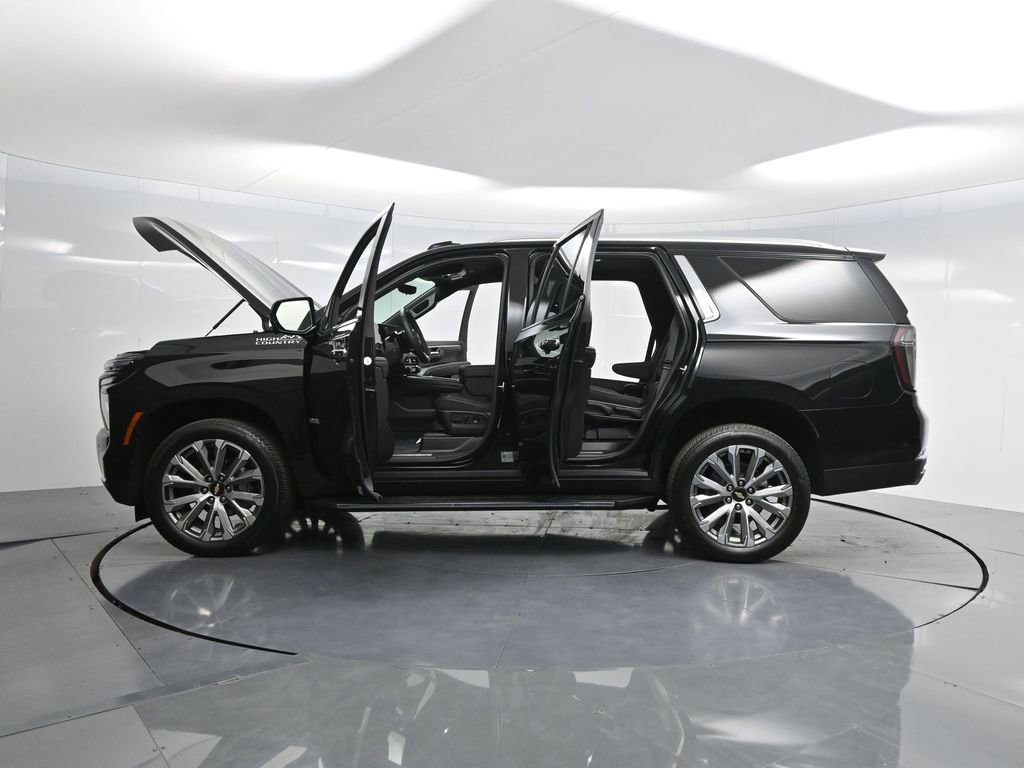 Used 2025 Chevrolet Tahoe High Country image 36