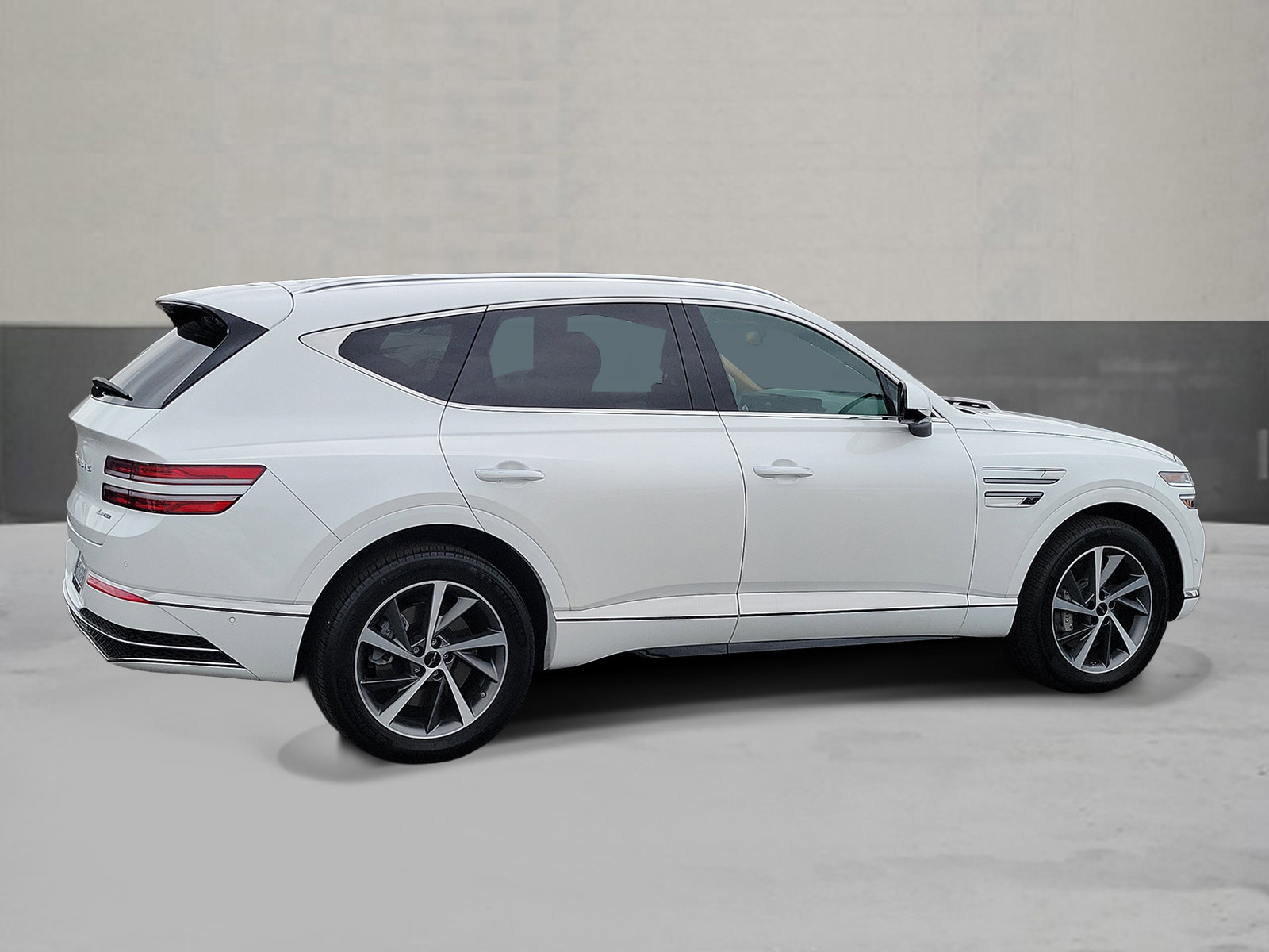Certified 2026 Genesis GV80 3.5T Advanced AWD/4WD image 2