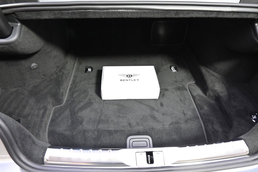 Used 2024 Bentley Continental GT image 19