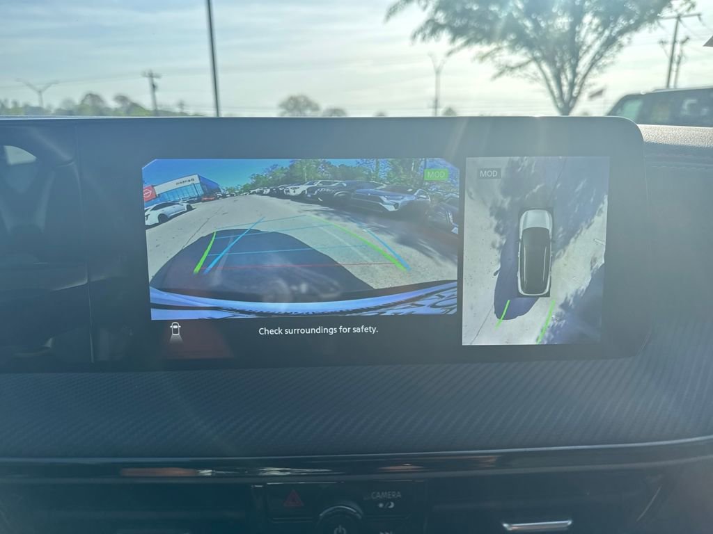 Used 2025 Nissan Kicks SR w/ SR Premium Package image 19