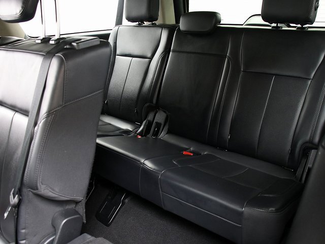 Used 2024 Ford Expedition Max XLT image 12
