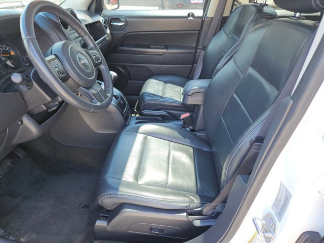 Used 2016 Jeep Patriot High Altitude FWD image 13