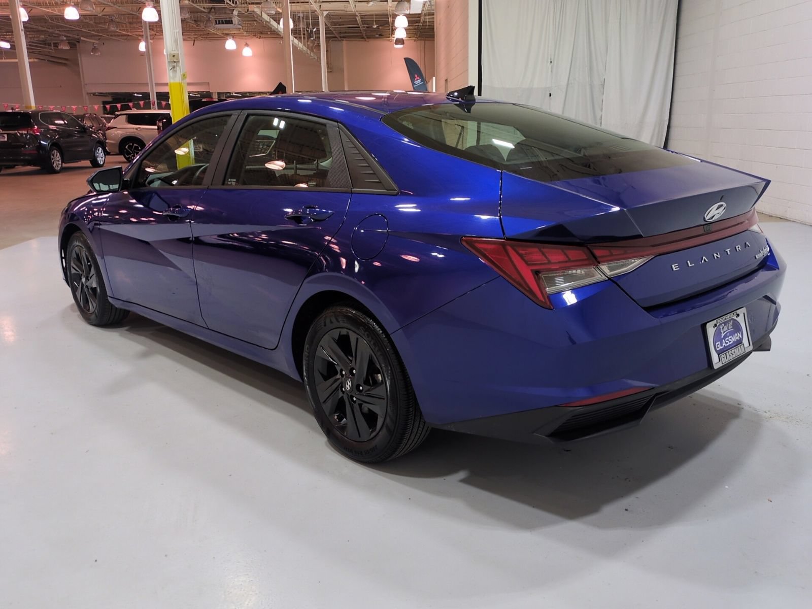 Certified 2023 Hyundai Elantra Blue FWD image 5