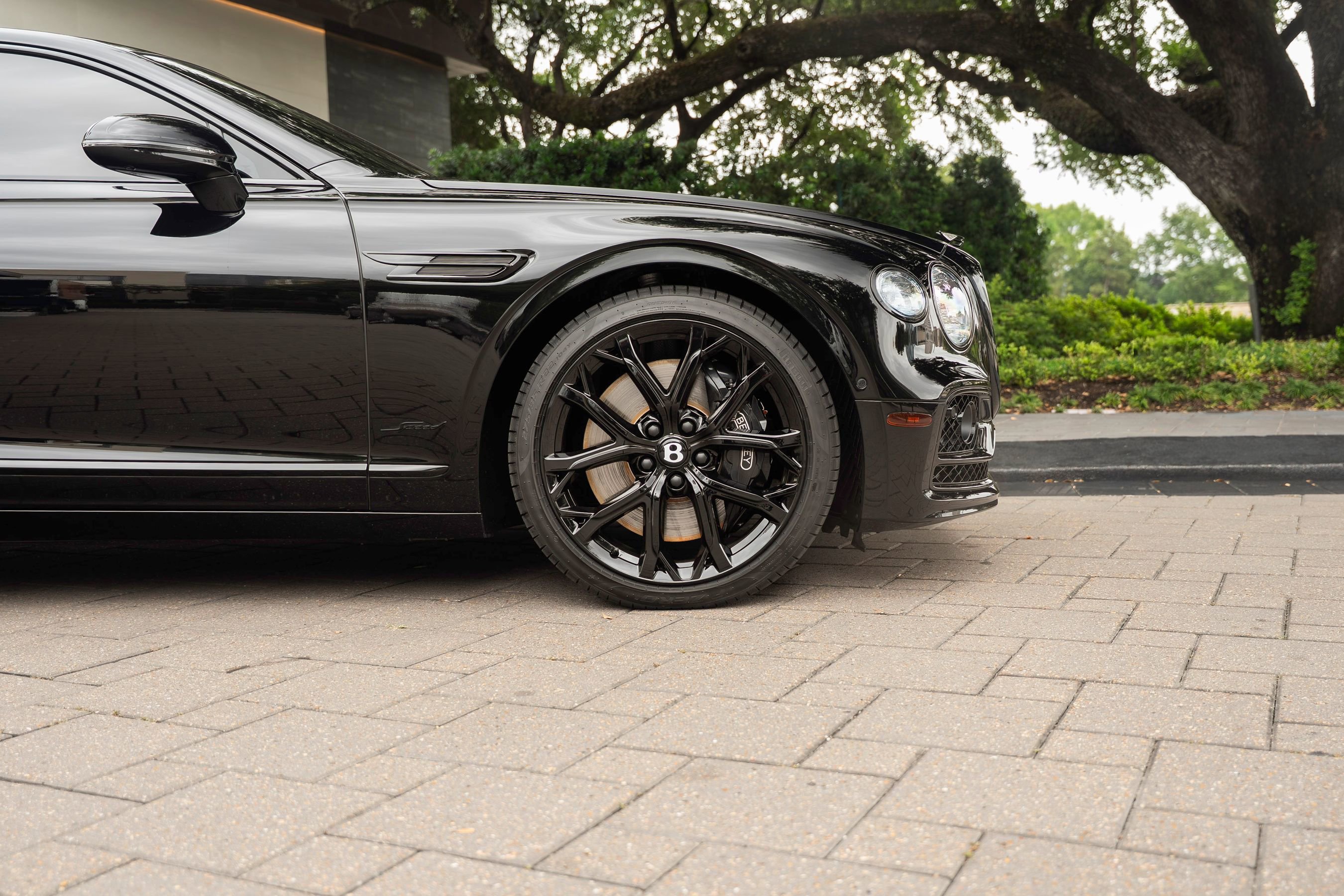 Used 2024 Bentley Flying Spur W12 AWD/4WD image 6