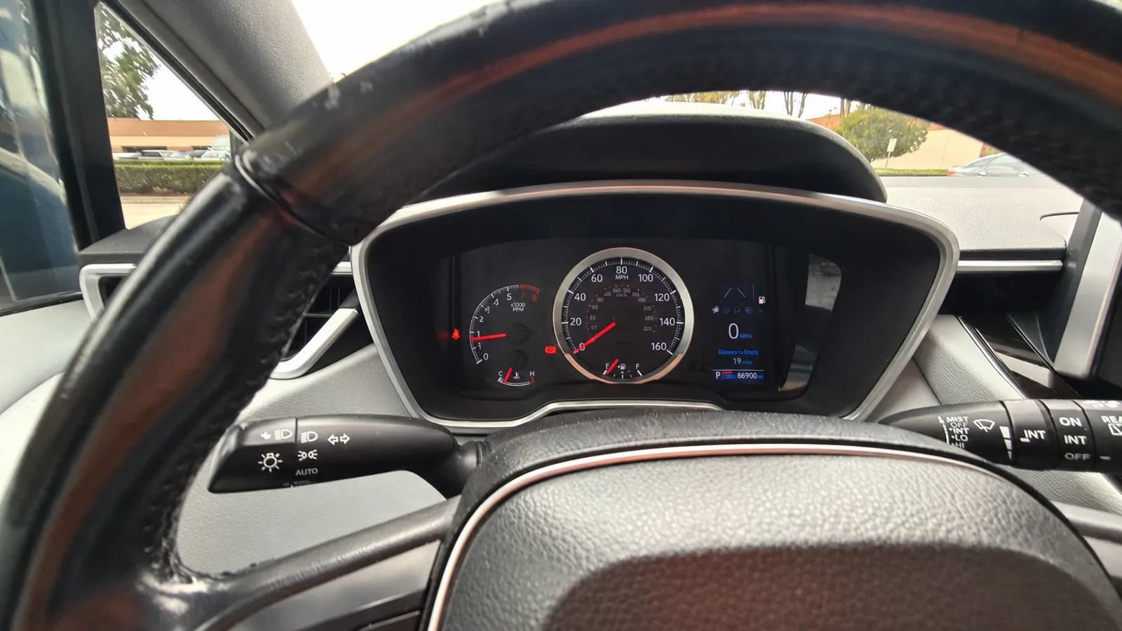 Used 2019 Toyota Corolla SE w/ Carpet Mat Package FWD image 17