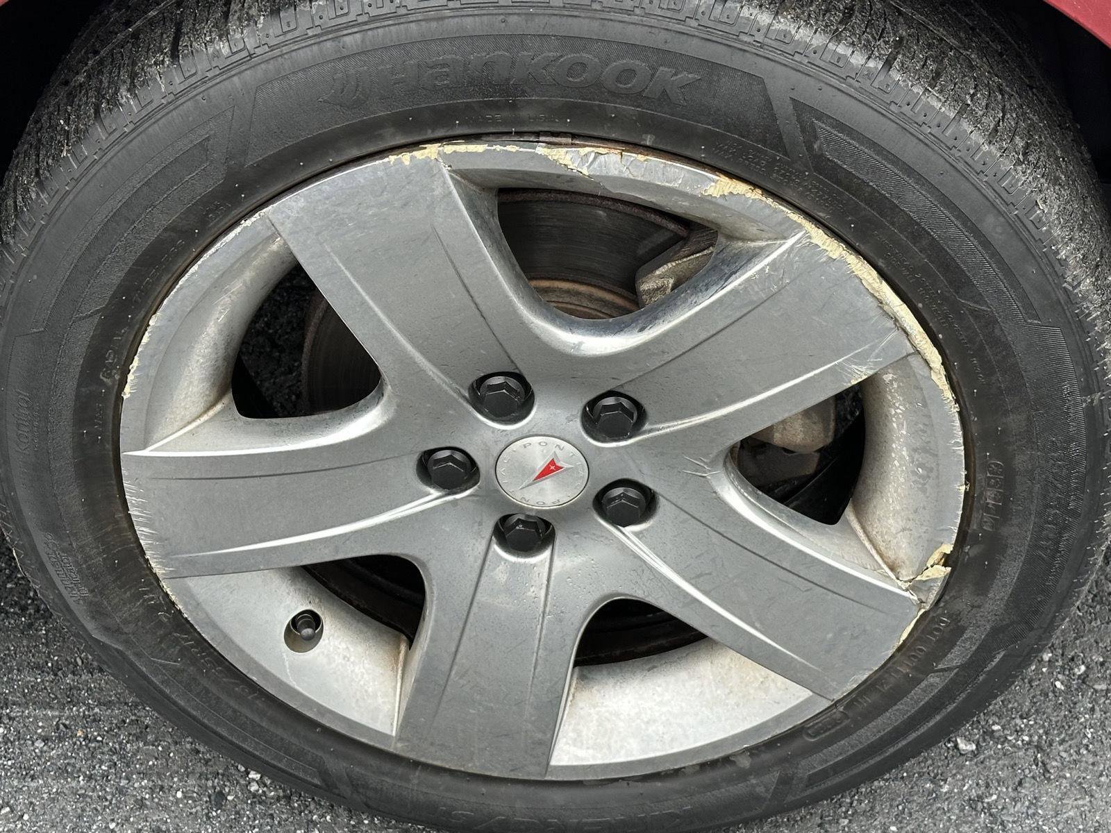 Used 2009 Pontiac G6 Sedan w/ Sun And Sound Package image 10