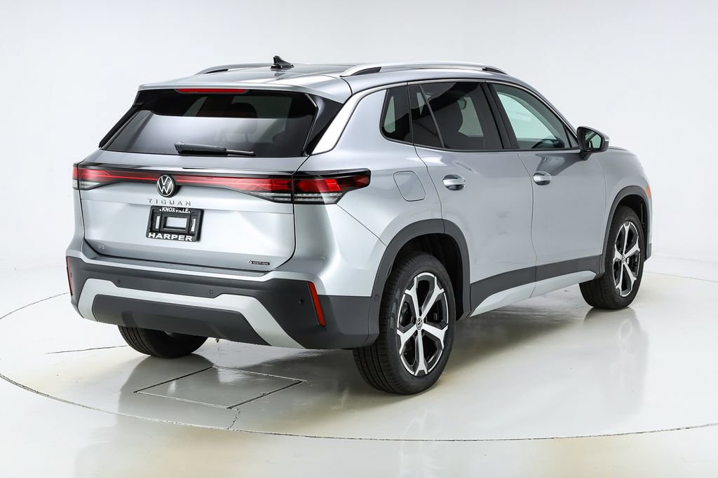 New 2026 Volkswagen Tiguan SE image 9