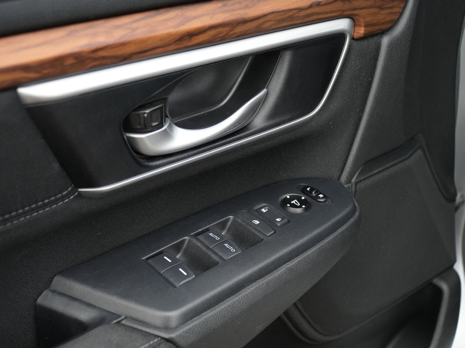 Used 2020 Honda CR-V EX image 11