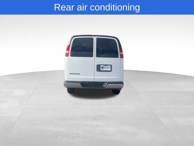 Used 2020 Chevrolet Express 3500 LT w/ LT Preferred Equipment Group RWD image 6