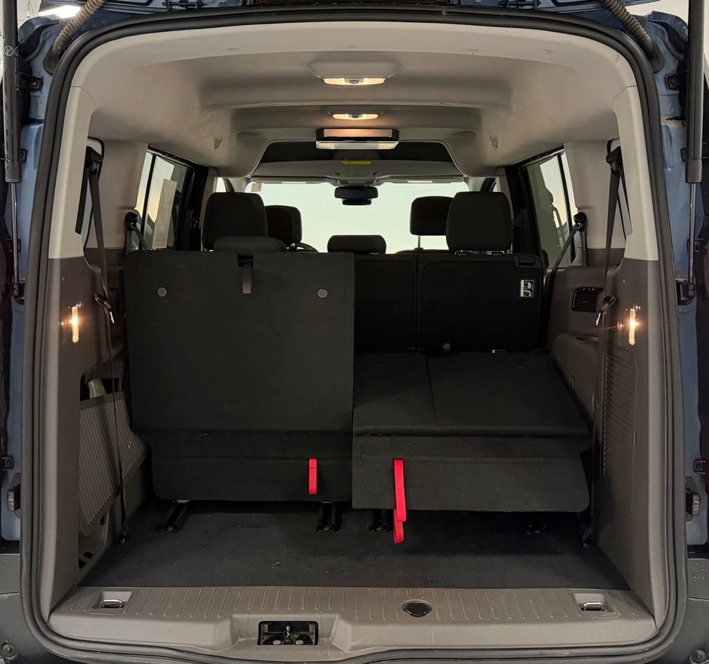 Used 2021 Ford Transit Connect XL FWD image 25