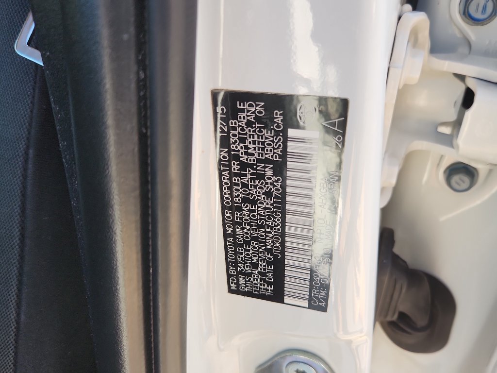 Used 2016 Toyota Prius C Three FWD image 17