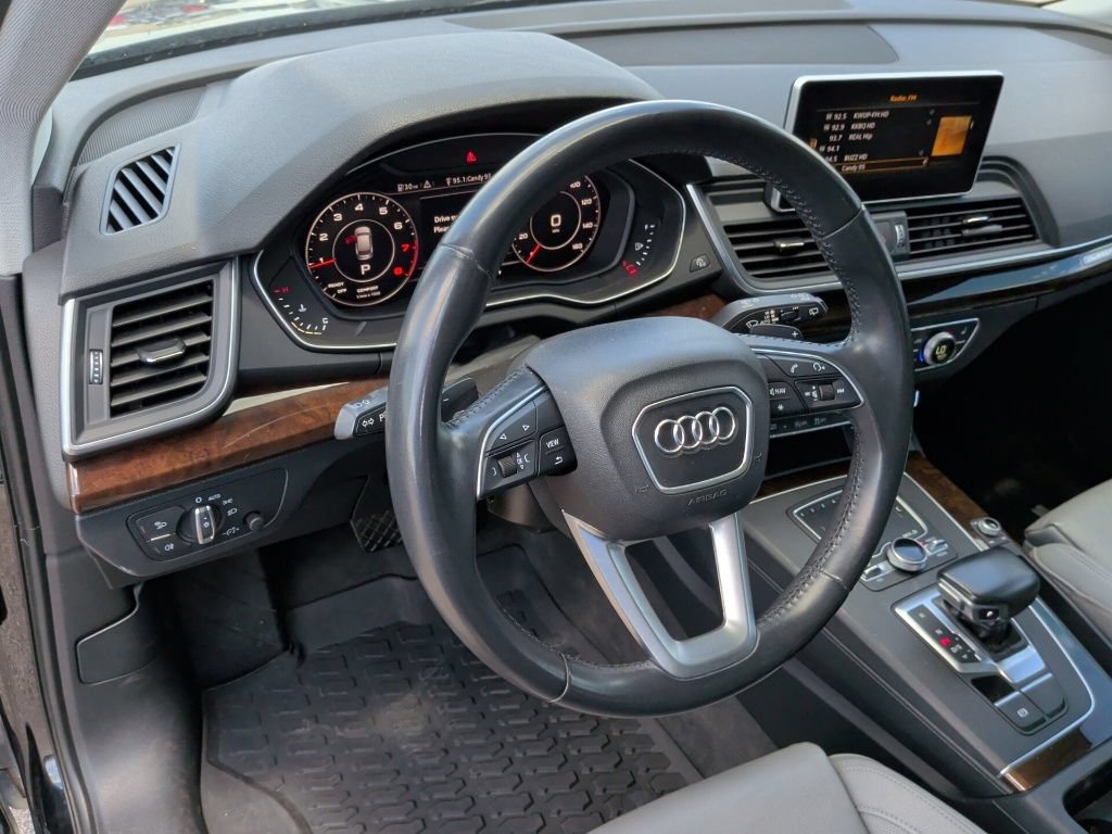 Used 2018 Audi Q5 2.0T Premium Plus w/ Premium Plus Package AWD/4WD image 14