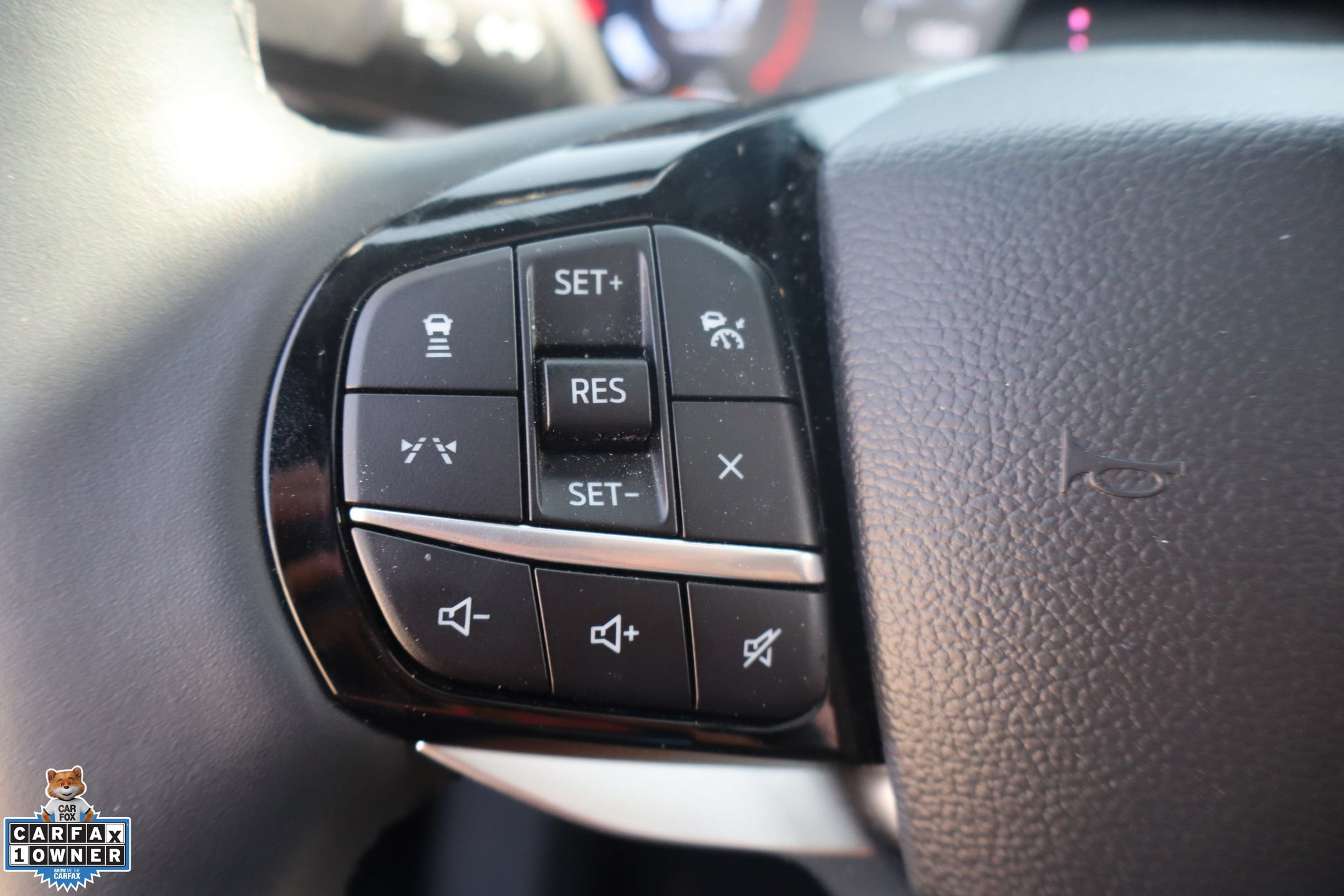 Used 2025 Ford Explorer Platinum RWD image 15
