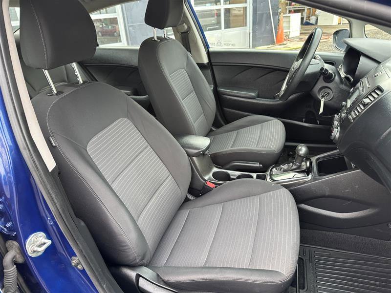 Used 2017 Kia Forte LX w/ LX Popular Package image 26