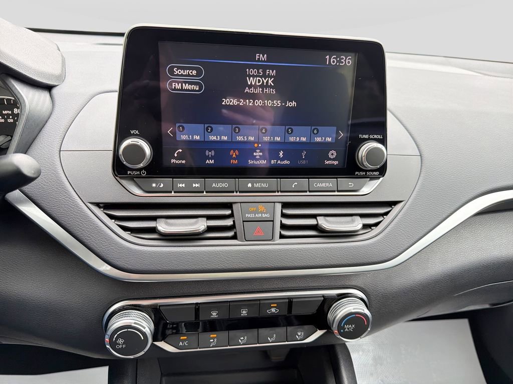 Used 2022 Nissan Altima 2.5 SV FWD image 21