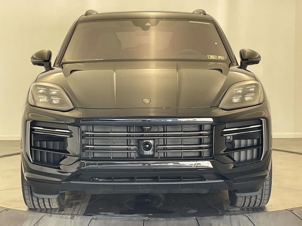 New 2025 Porsche Cayenne Turbo image 10