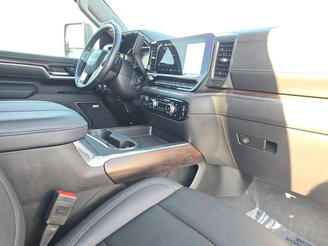 Used 2025 GMC Sierra 2500 SLT w/ SLT Premium Package AWD/4WD image 23