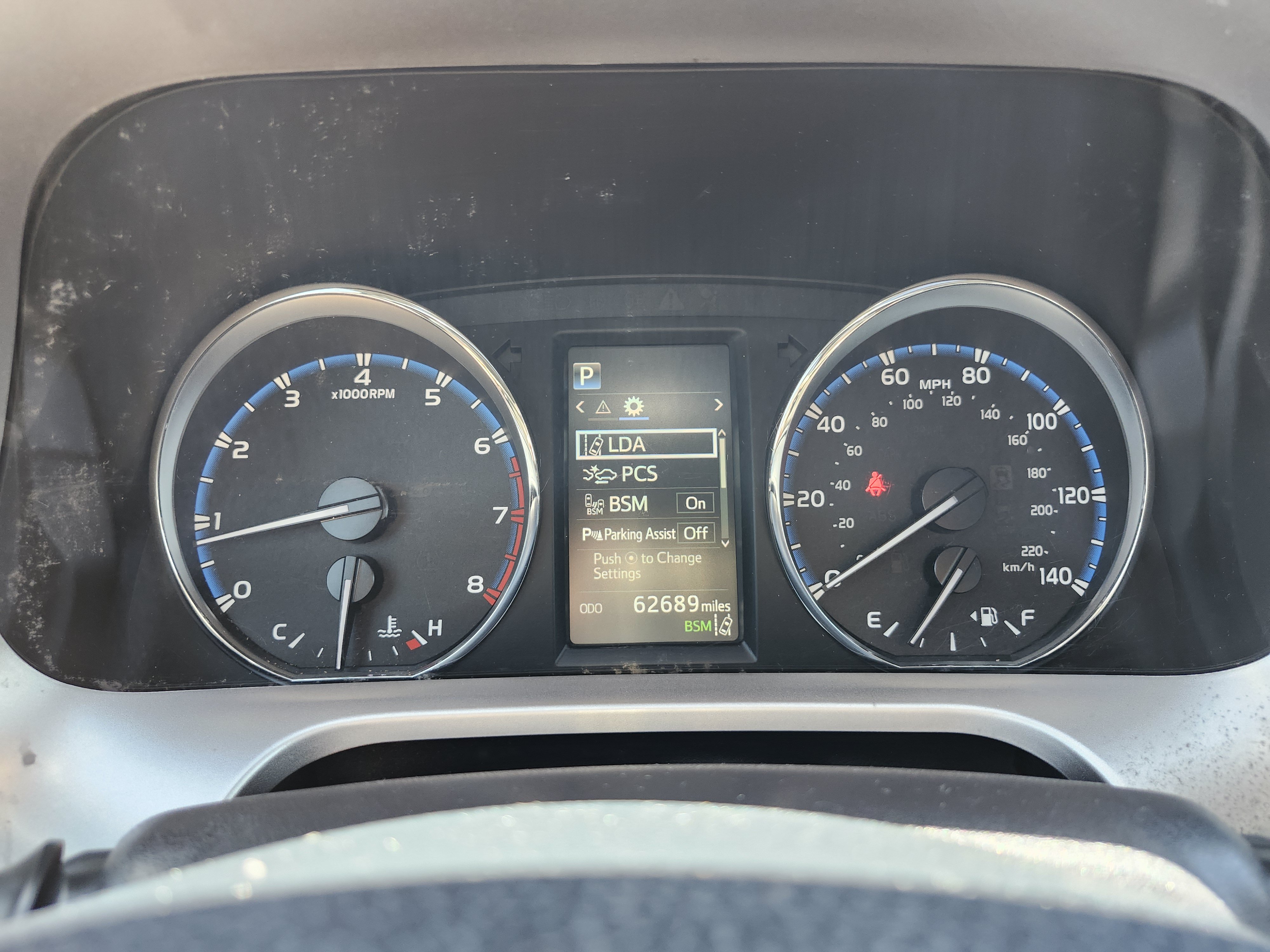 Used 2017 Toyota RAV4 Limited w/ Advanced Technology Package AWD/4WD image 30