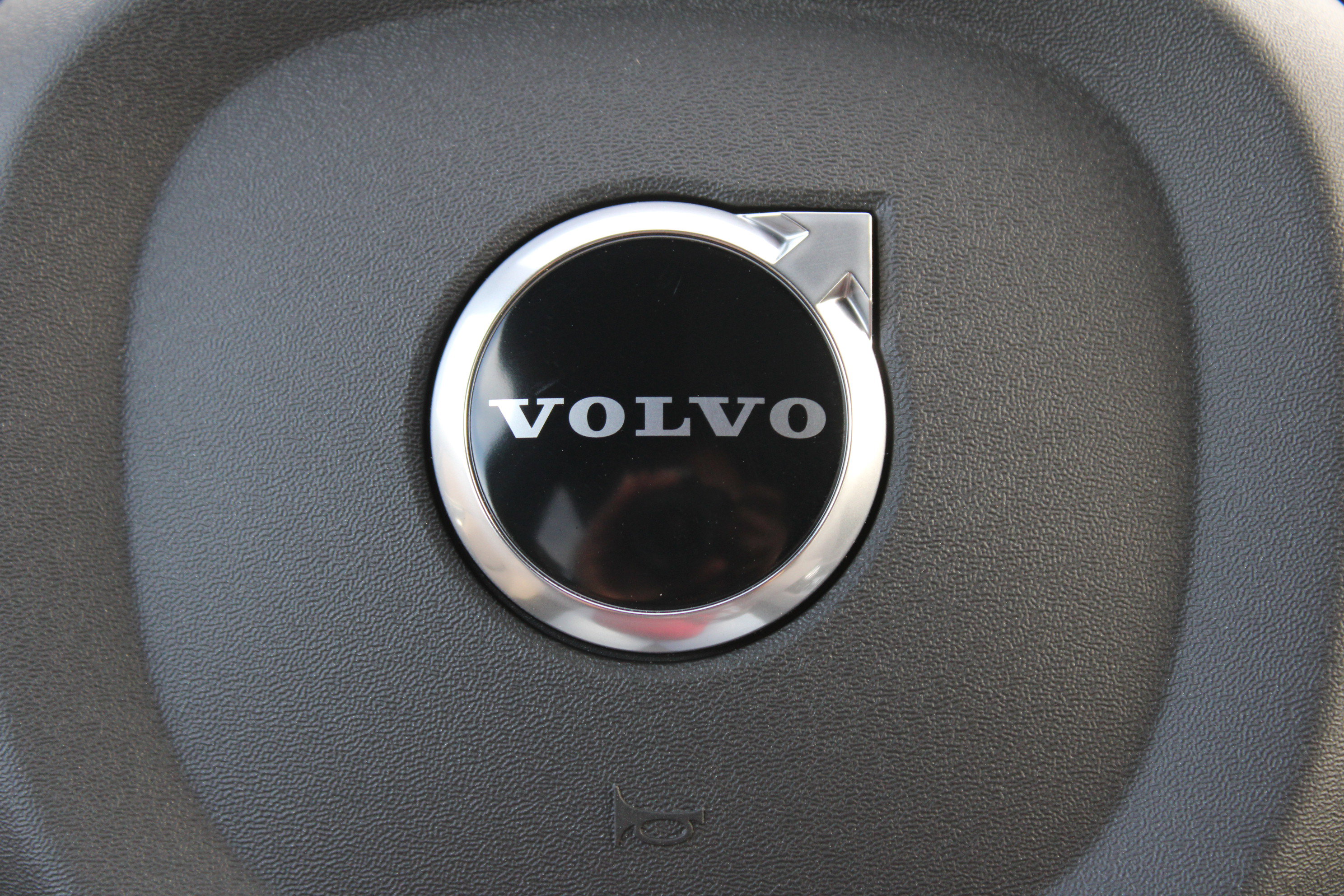 New 2026 Volvo XC90 B5 Core AWD/4WD image 9