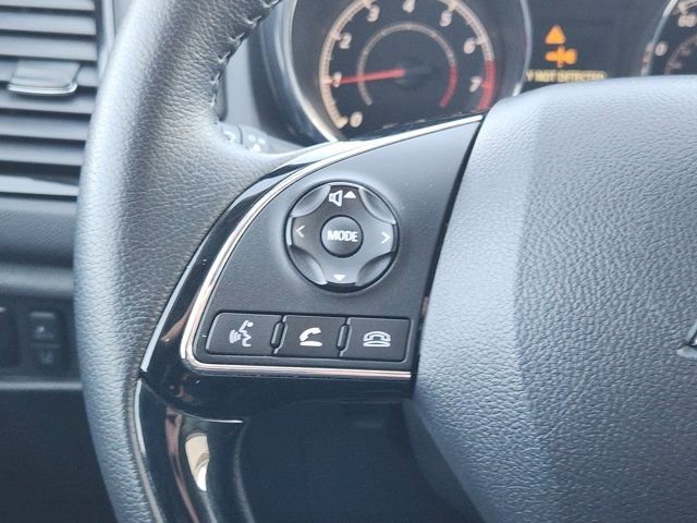 Used 2025 Mitsubishi Outlander Sport AWD image 28