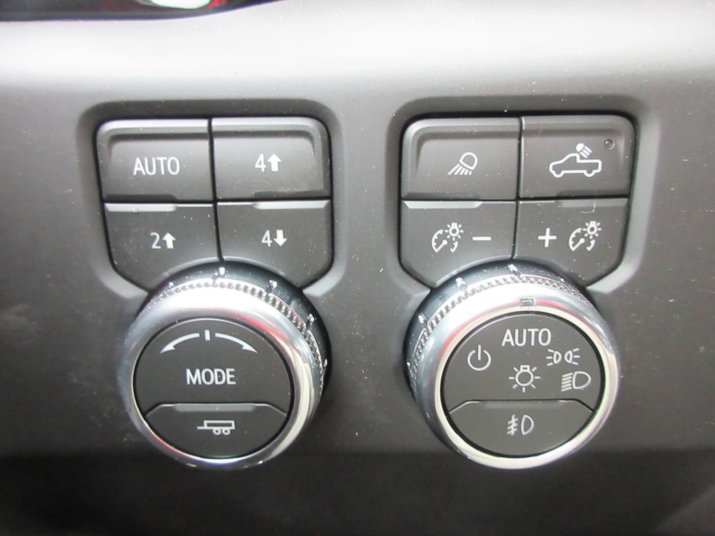 New 2026 GMC Sierra 1500 AT4 w/ AT4 Premium Package AWD/4WD image 20