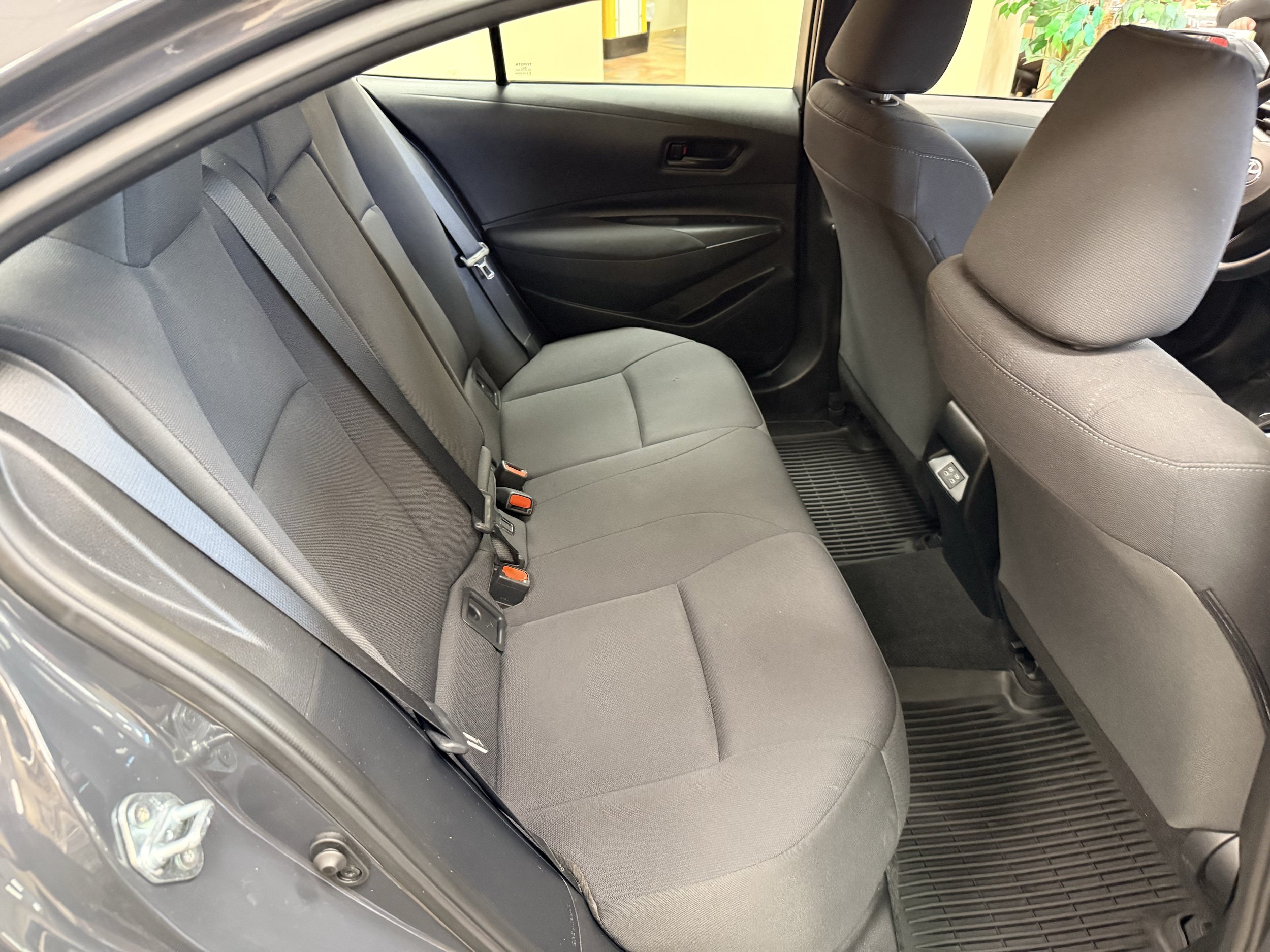 Used 2024 Toyota Corolla LE FWD image 17