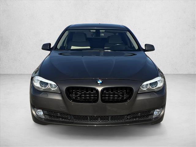Used 2011 BMW 550i Sedan video 2