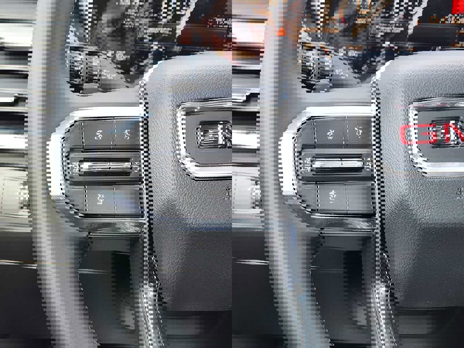 New 2025 GMC Acadia Elevation image 14