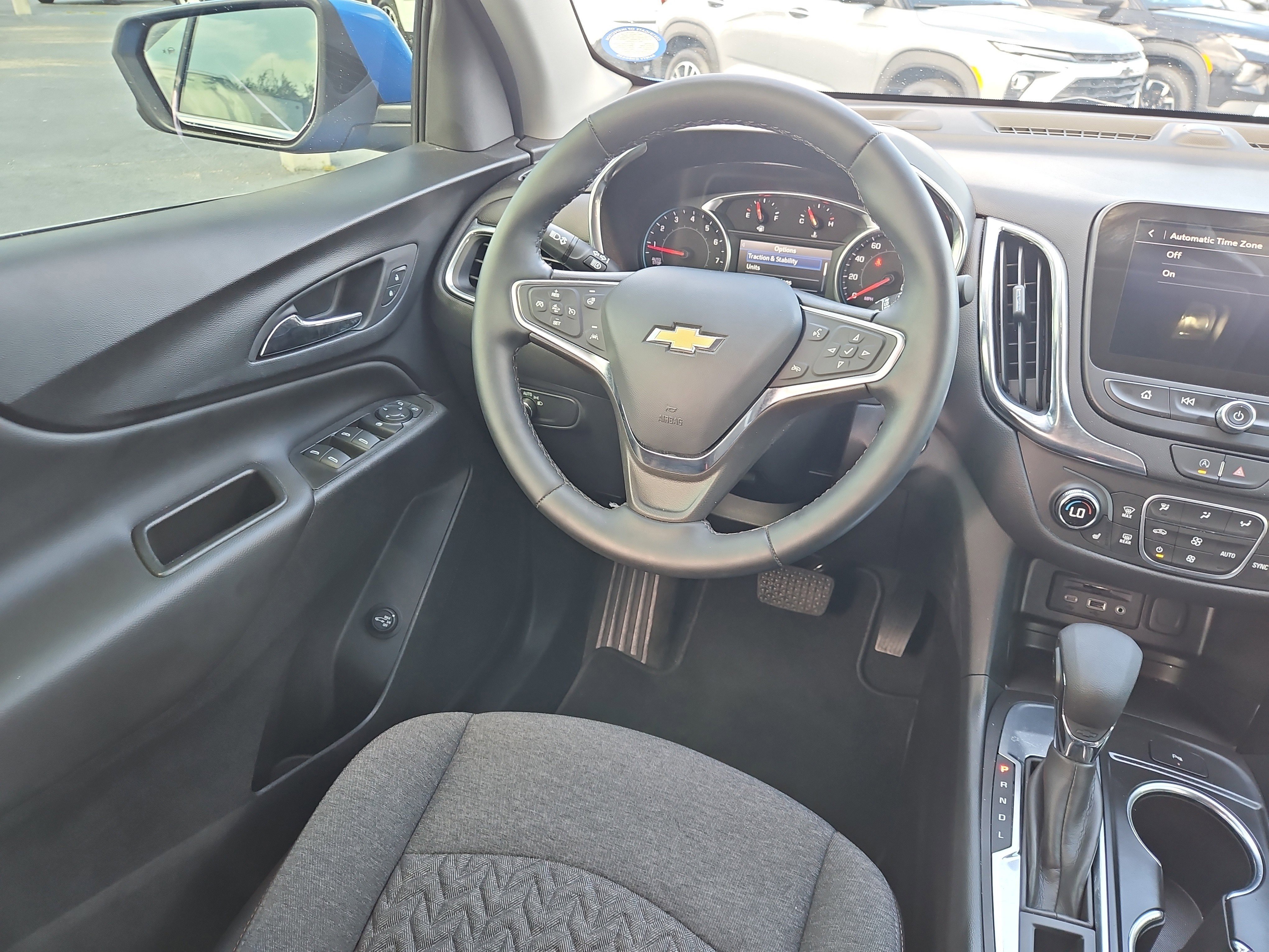 Used 2024 Chevrolet Equinox LT FWD image 10